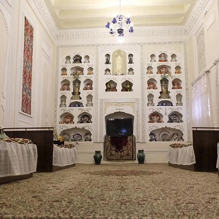 Umarxon Hotell Bukhara Eksteriør bilde